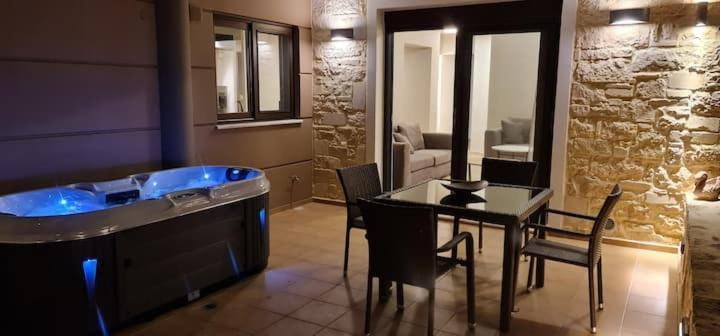 Villy Luxury Home 1 Agia  エクステリア 写真